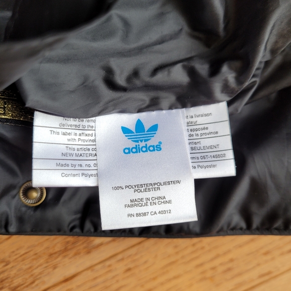 Adidas Foldable Packable Tote Crossbody Handbags for Feet - Picture 10 of 15